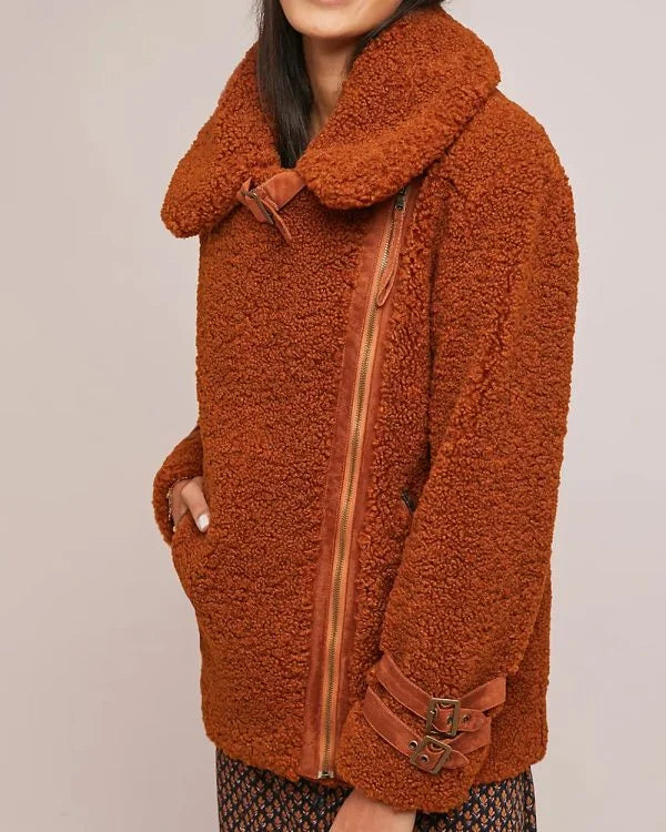 Today Show 2025 Savannah Guthrie Brown Sherpa Jacket – Cozy Chic for Everyday Cool